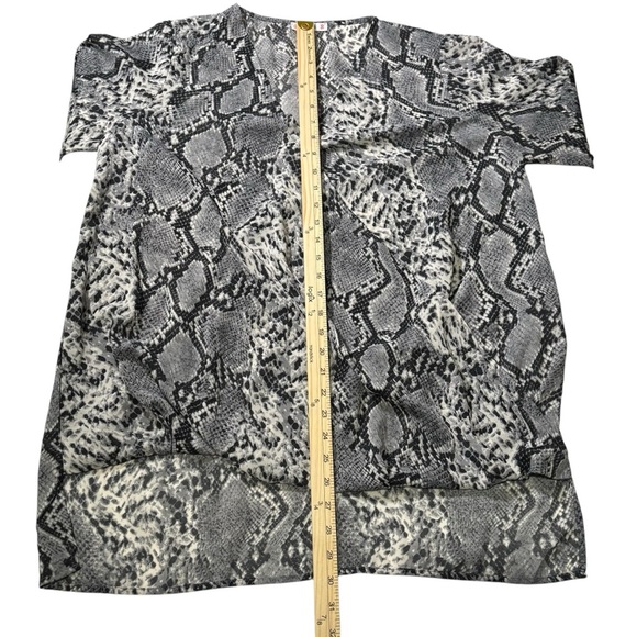 L Love Semi Sheer Snake Print Crossover Blouse Bell Sleeves Office Size Large - Picture 14 of 16
